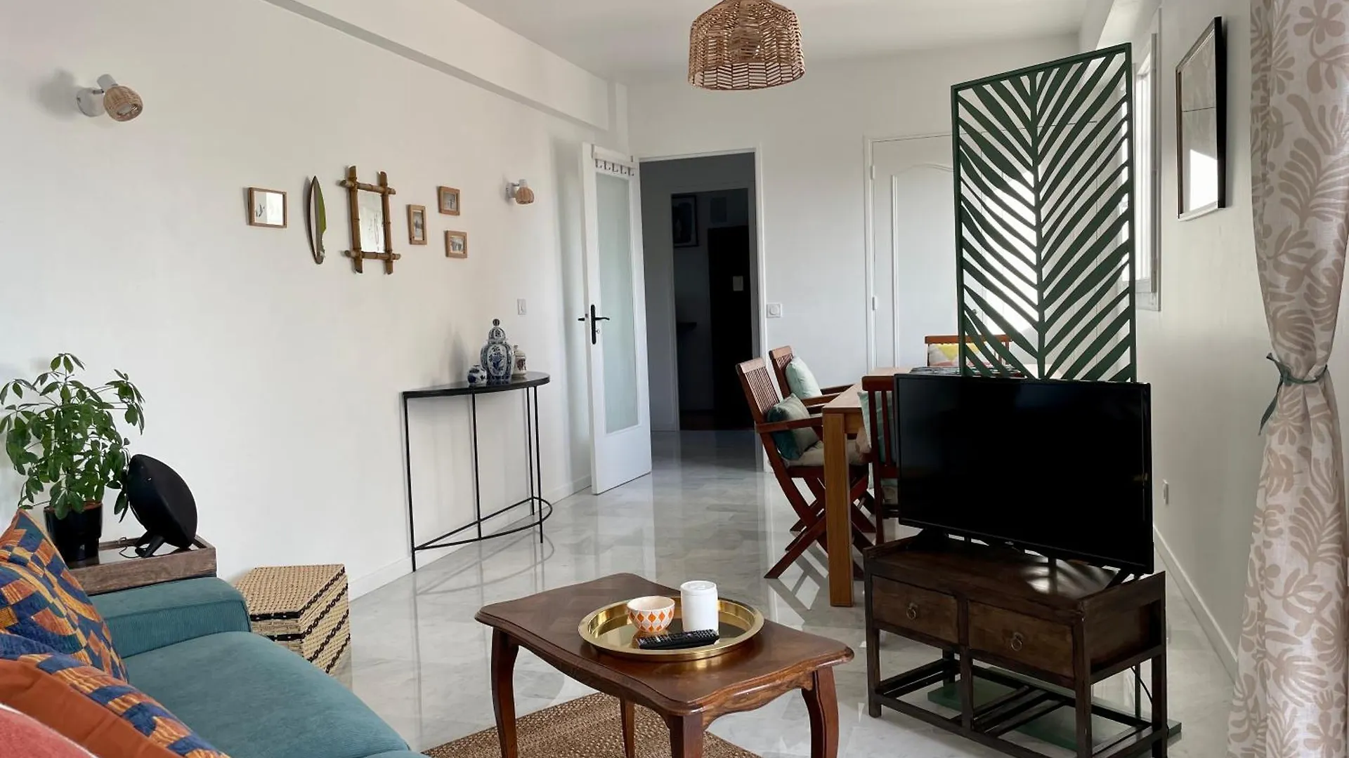 Apartment Bright Appartment With View Cagnes-sur-Mer