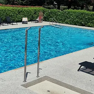 Dans Résidence Privée De Standing Au Bord De Cagnes-sur-Mer